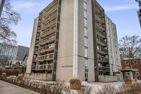 1738 Chicago Ave #301, Evanston, IL 60201