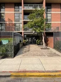 2921 S Michigan Ave #405, Chicago, IL 60616