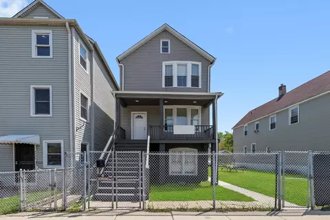 8543 S Burley Ave, Chicago, IL 60617