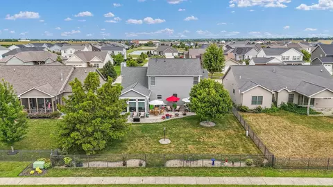 View/Area - 1121 Declaration Dr, Savoy, IL 61874 photo 9 of 10