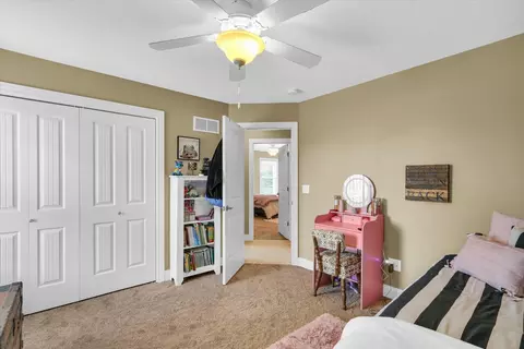 Bedroom - 1121 Declaration Dr, Savoy, IL 61874 photo 5 of 6