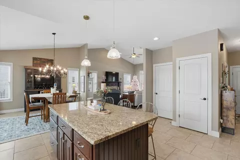 Entry Way - 1121 Declaration Dr, Savoy, IL 61874 photo 6 of 6