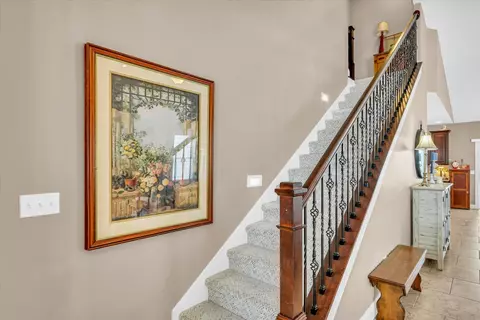 Entry Way - 1121 Declaration Dr, Savoy, IL 61874 photo 4 of 6