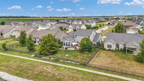 View/Area - 1121 Declaration Dr, Savoy, IL 61874 photo 10 of 10