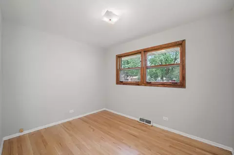 337 E Fullerton Ave, Elmhurst, IL 60126 photo 12