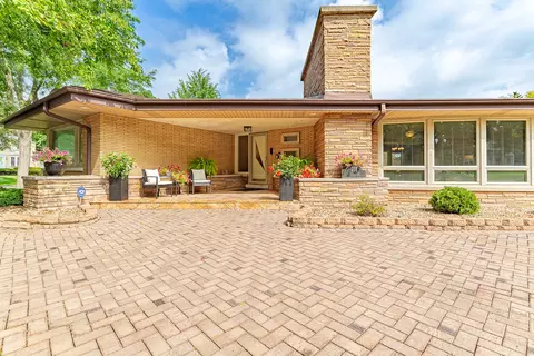 Other - 711 E Greenview Rd, Itasca, IL 60143 photo 1 of 6