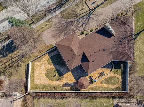 View/Area - 711 E Greenview Rd, Itasca, IL 60143 photo 3 of 4