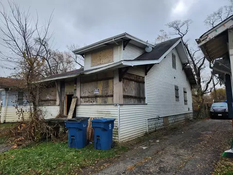 8 E 156th St, Harvey, IL 60426 photo 1