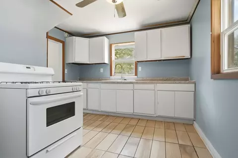 121 E James St, Forrest, IL 61741 photo 14