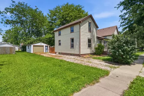 121 E James St, Forrest, IL 61741 photo 6