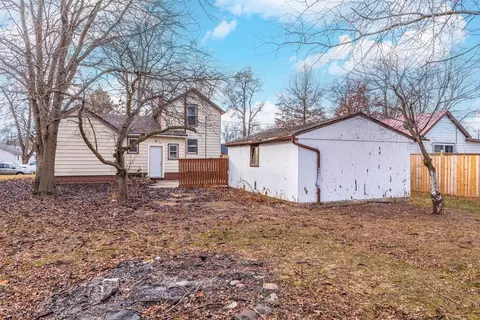 Exterior - 121 E James St, Forrest, IL 61741 photo 4 of 7
