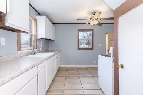 Entry Way - 121 E James St, Forrest, IL 61741 photo 1 of 1