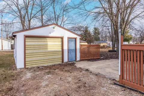 Other - 121 E James St, Forrest, IL 61741 photo 5 of 7