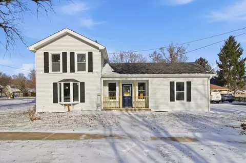 5714 Market St, Richmond, IL 60071