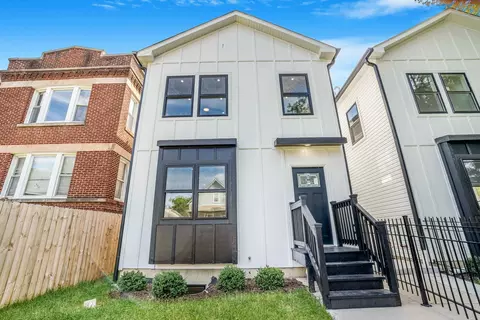 5731 W Ohio St, Chicago, IL 60644