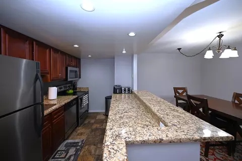 Kitchen - 40 E 9th St #616, Chicago, IL 60605 photo 1 of 3