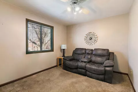 183 Brookside Dr, Elgin, IL 60123 photo 19