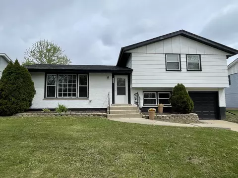 3316 Birchwood Dr, Hazel Crest, IL 60429