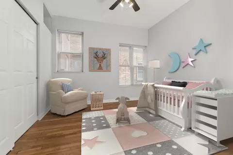 Bedroom - 1628 W Juneway Ave #1, Chicago, IL 60626 photo 3 of 5