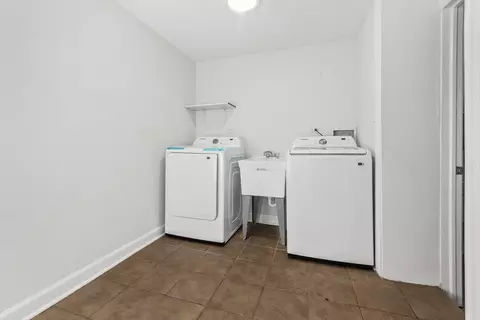 Other - 1628 W Juneway Ave #1, Chicago, IL 60626 photo 7 of 13