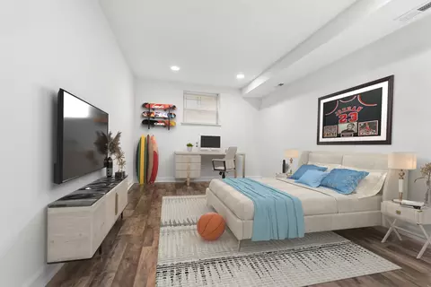 Bedroom - 1628 W Juneway Ave #1, Chicago, IL 60626 photo 5 of 5