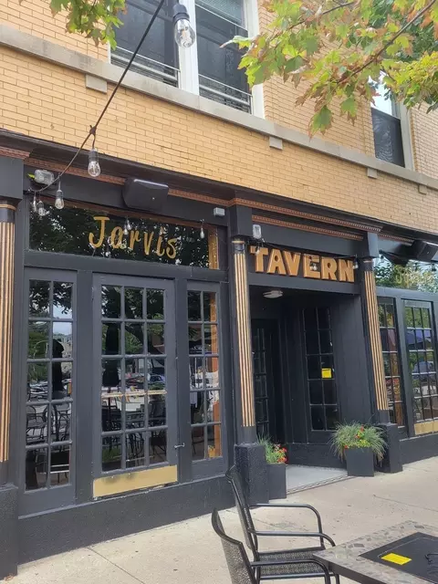 Exterior - 1628 W Juneway Ave #1, Chicago, IL 60626 photo 9 of 10
