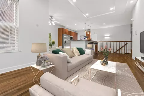 Living - 1628 W Juneway Ave #1, Chicago, IL 60626 photo 3 of 9