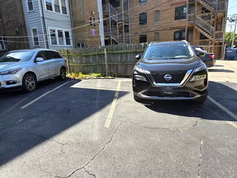 Exterior - 1628 W Juneway Ave #1, Chicago, IL 60626 photo 6 of 10