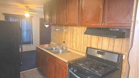 Kitchen - 16628 Winchester Ave, Markham, IL 60428 photo 2 of 2