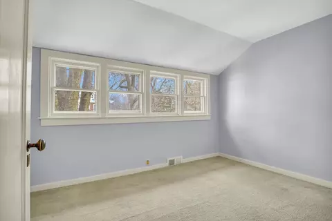 910 W Park Ave, Champaign, IL 61821 photo 53