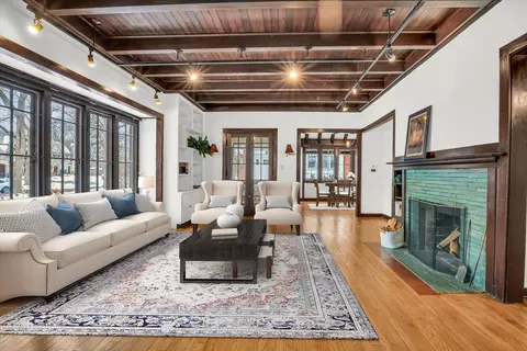 910 W Park Ave, Champaign, IL 61821 photo 16