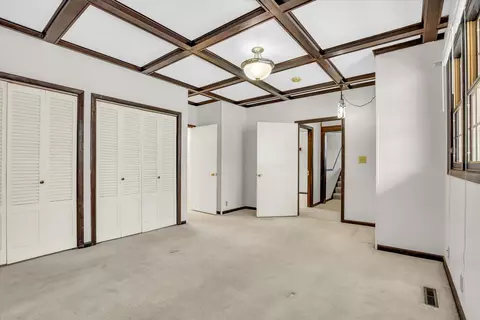910 W Park Ave, Champaign, IL 61821 photo 46