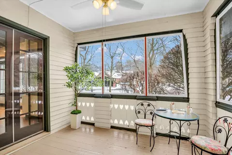 910 W Park Ave, Champaign, IL 61821 photo 28