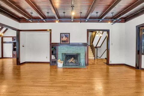 910 W Park Ave, Champaign, IL 61821 photo 21