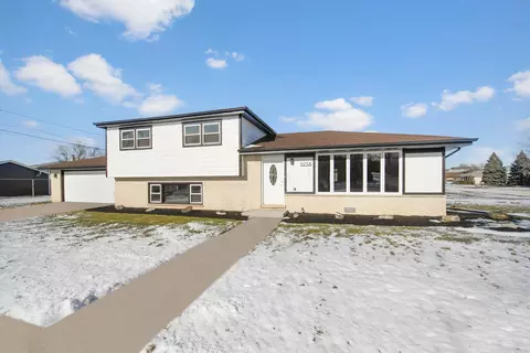 11756 S Leamington Ave, Alsip, IL 60803