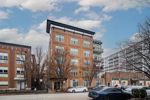 1228 W Monroe St #504, Chicago, IL 60607
