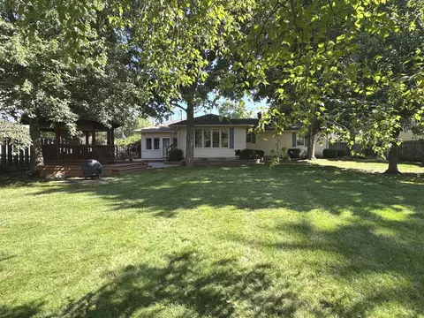 Exterior - 13 Erin Ln, Kankakee, IL 60901 photo 10 of 15