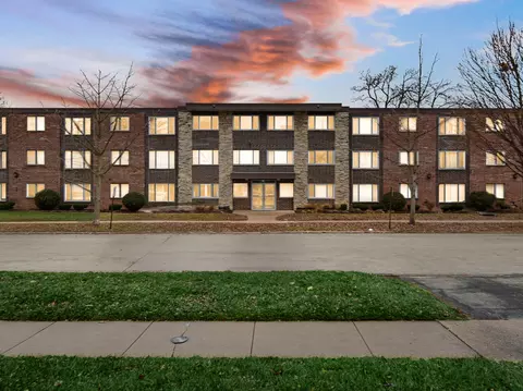 10210 Washington Ave #103, Oak Lawn, IL 60453