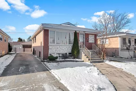 7820 Nagle Ave, Burbank, IL 60459