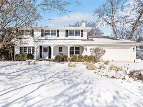 23 W070 Mulberry Ln, Glen Ellyn, IL 60137