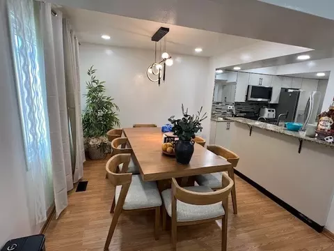 Dining - 468 Harmony Dr, Wheeling, IL 60090 photo 2 of 3