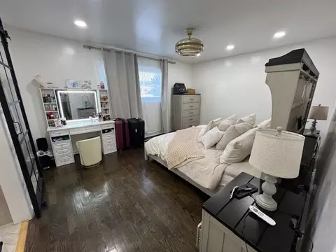 Bedroom - 468 Harmony Dr, Wheeling, IL 60090 photo 1 of 4