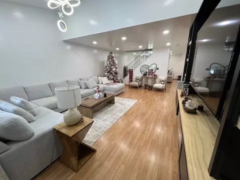 Living - 468 Harmony Dr, Wheeling, IL 60090 photo 1 of 5