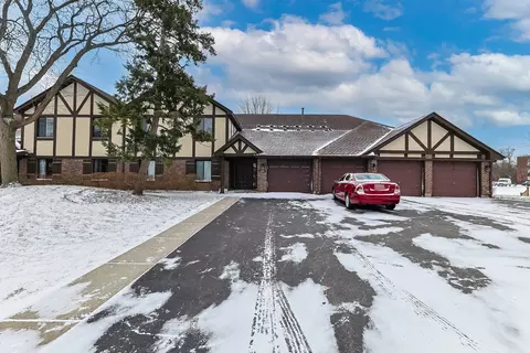 1030 Cottonwood Ct #2A, Wheeling, IL 60090