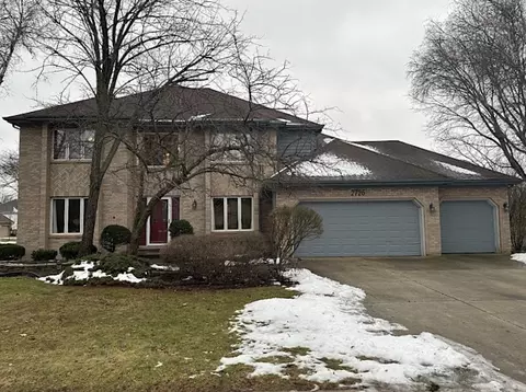 2726 Seiler Dr, Naperville, IL 60565