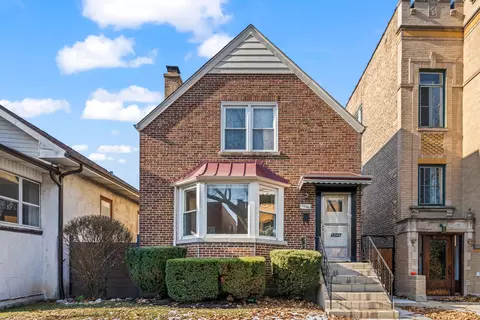 5846 N Rockwell St, Chicago, IL 60659