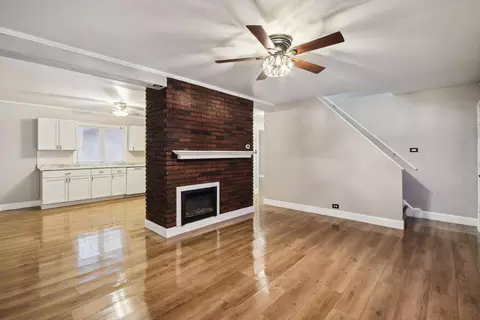 Living - 8745 43rd St, Lyons, IL 60534 photo 3 of 5