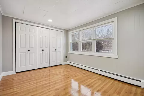 Bedroom - 8745 43rd St, Lyons, IL 60534 photo 3 of 8