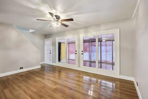 Living - 8745 43rd St, Lyons, IL 60534 photo 4 of 5