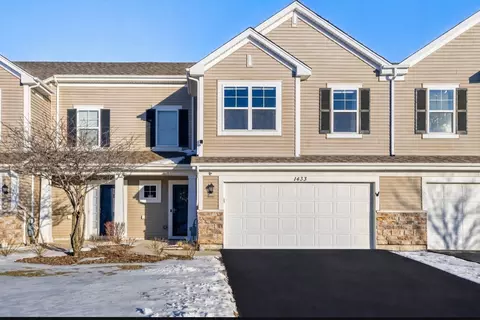 1433 Lighthouse Ln, Pingree Grove, IL 60140